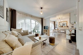 Stunning Historical Parisian Flat - Louvre Area